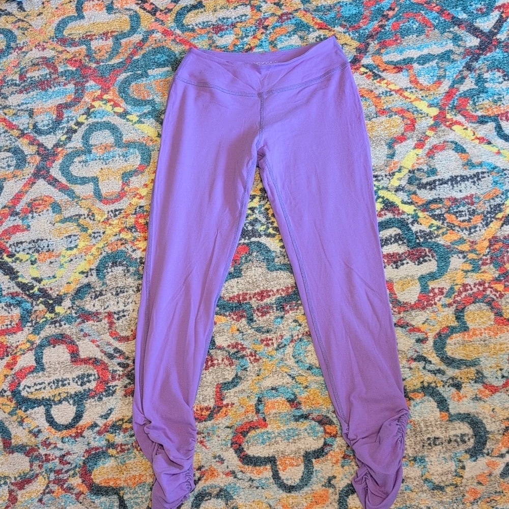 Beyond Yoga Purple Spacedye Ruched Pants